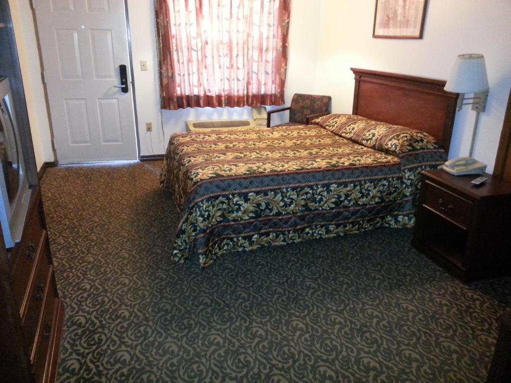 East Lake Inn Orient Park Room photo