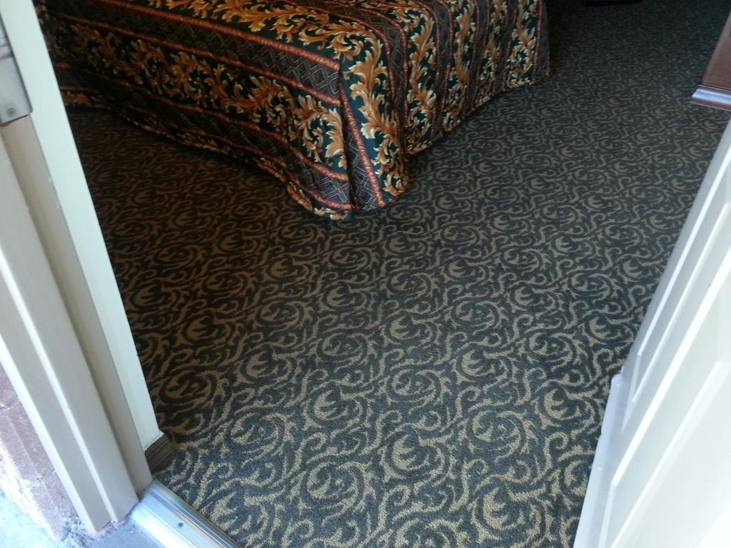 East Lake Inn Orient Park Room photo